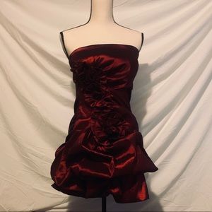 Strapless Merlot mini dress